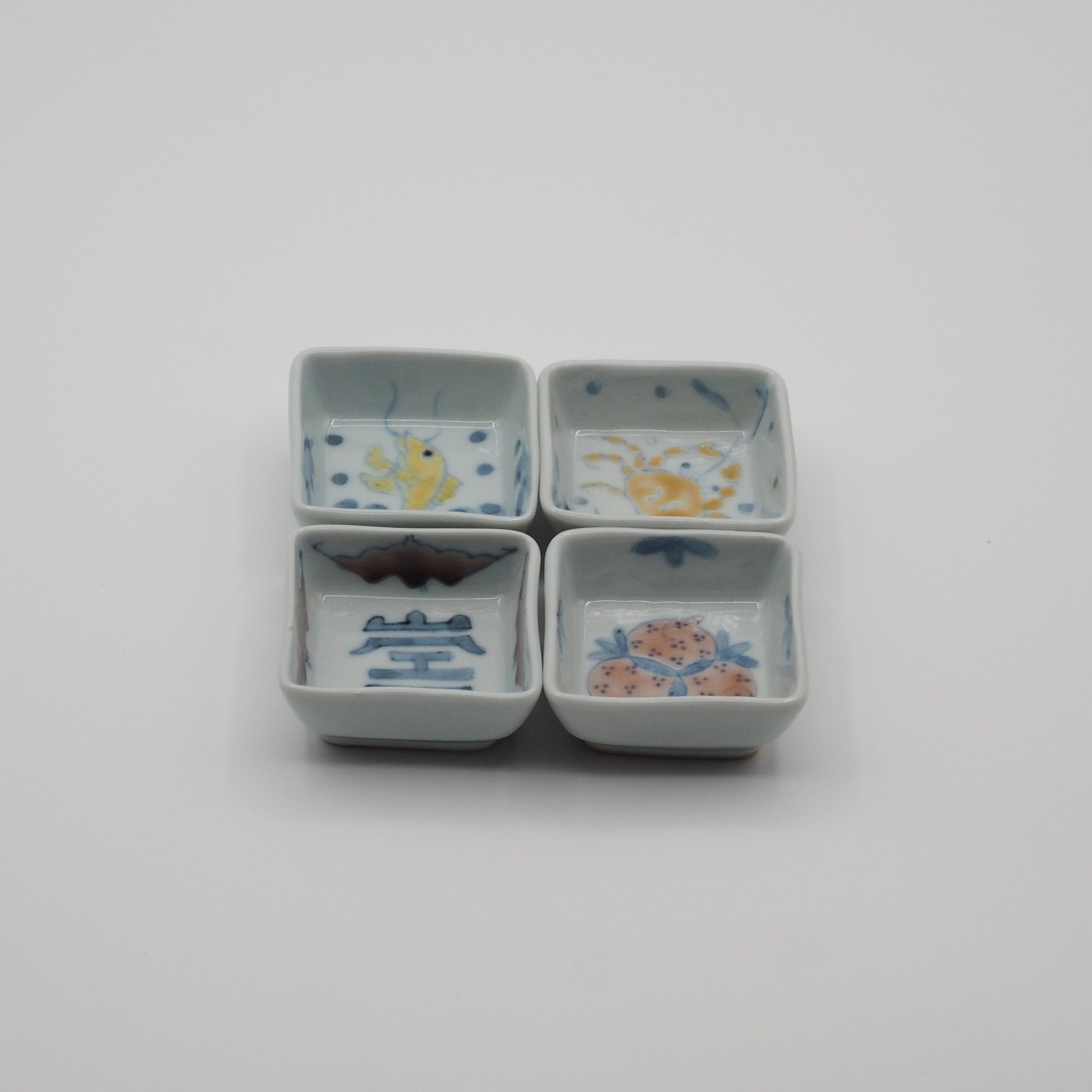 清水なお子/色絵絵違い角豆鉢