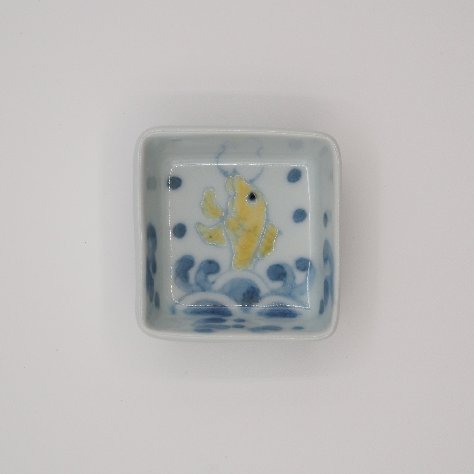 清水なお子/色絵絵違い角豆鉢