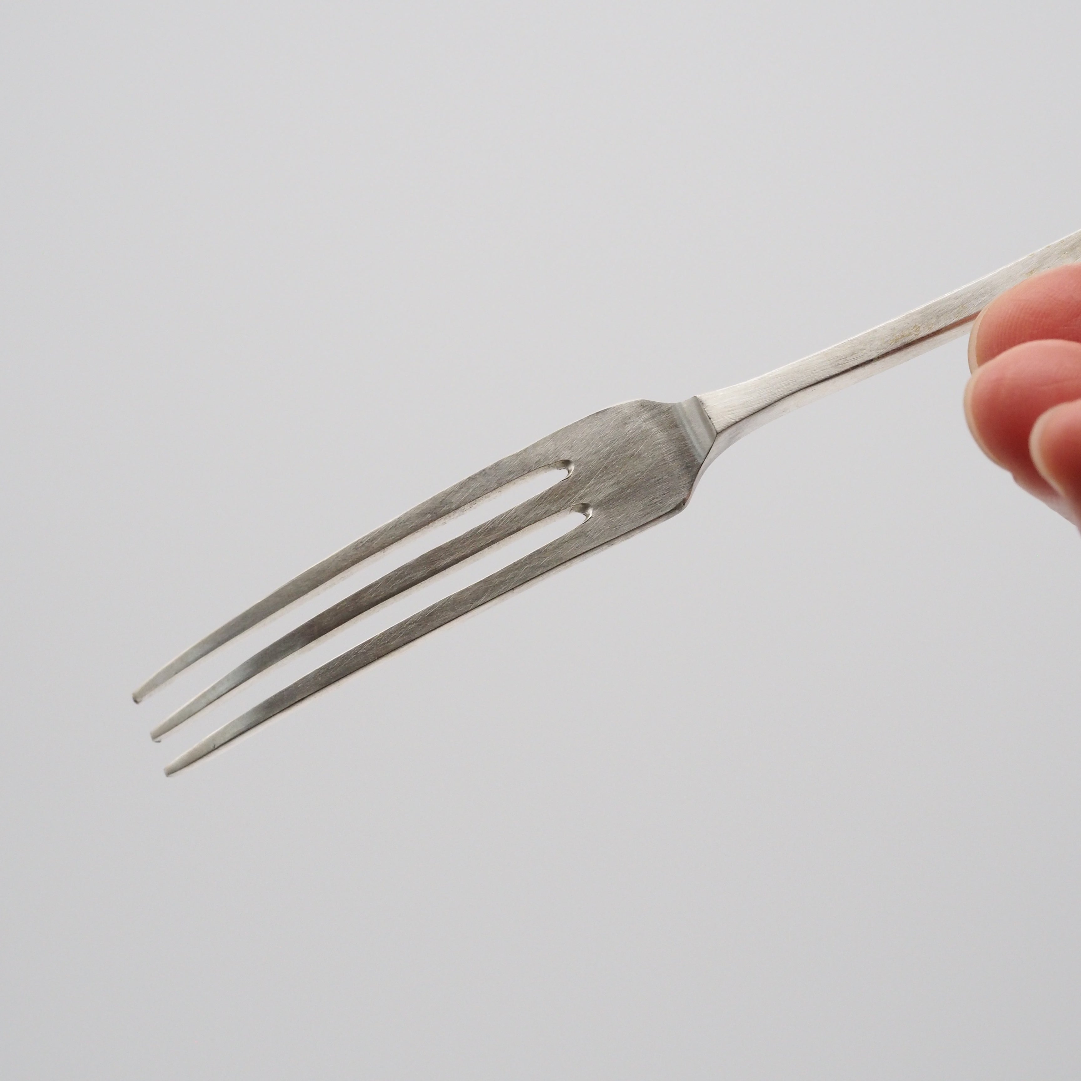 三輪周太郎　パスタフォーク　silver925 銀製 三輪周太郎/銀製ディナーフォーク17cm – phaseii